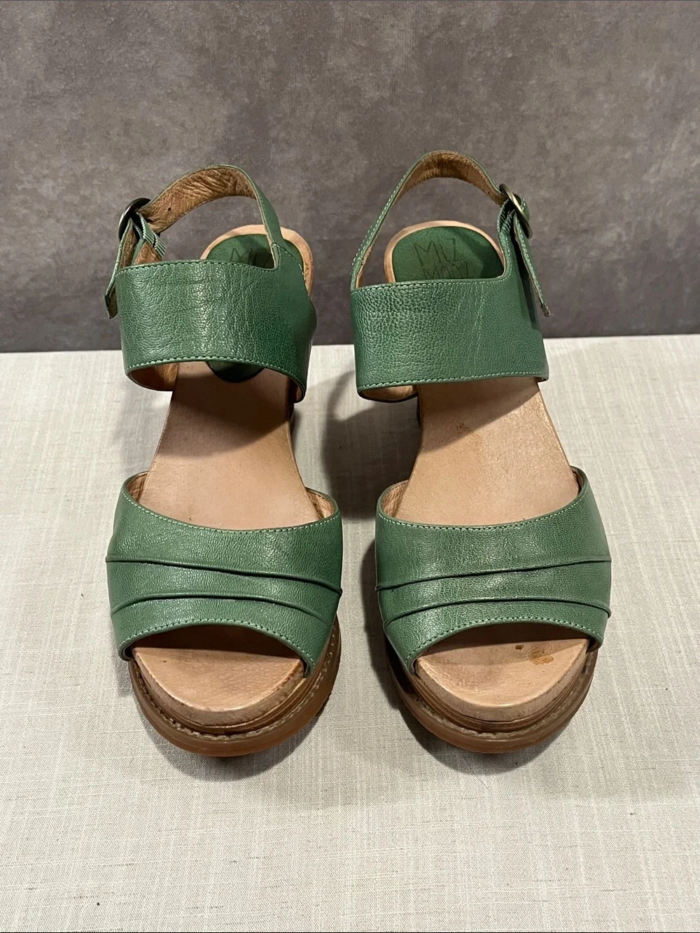 Miz Mooz Ruthy Green Wedge Platform Sandals - Comfortable Open-Toe size 7.5
